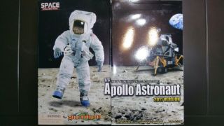 Cyber Hobby Apollo Astronaut 2011 Version Neil Armstrong Space Edition 1/6