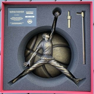 2 Enterbay 1/6 Scale Michael Jordan Sculptures Limited Edition