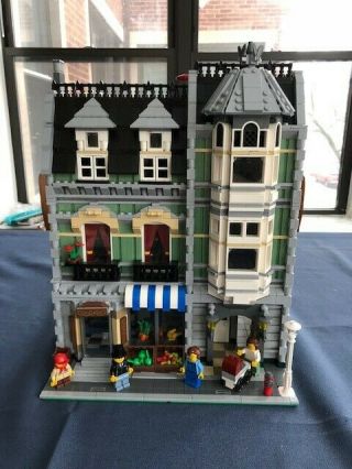 Lego 10185 Creator Green Grocer - 100 Complete With Minifigs