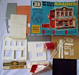 Britains 4726 Saloon Wild West Town Building Complete Make Up Model Boxed