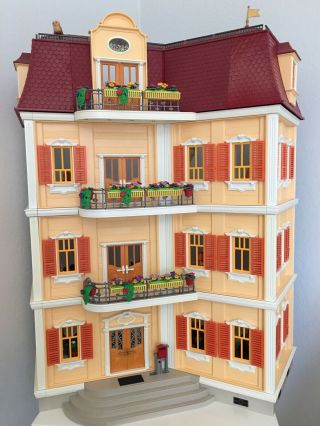 Playmobil Grand Mansion Doll House 5302 & Extra Floor,  Figures Furniture Lights