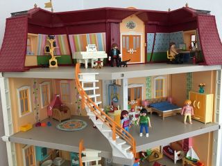 Playmobil Grand Mansion Doll House 5302 & Extra Floor,  Figures Furniture Lights 5