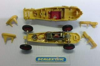 FRENCH SCALEXTRIC Tri - ang 1960 ' s YELLOW ALFA ROMEO 8C ' 1933 ' 16 C65 (LOVELY) 8