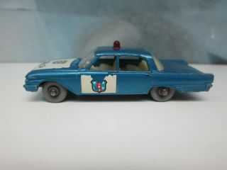 Matchbox/ Lesney 55b Ford Fairlane Police Car Blue / GREY Plastic Wheels 11