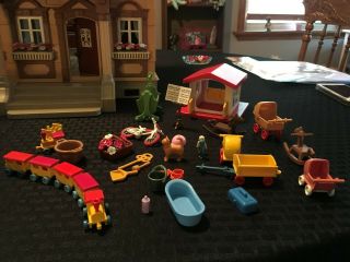 Playmobil Large Victorian Mansion 5300 Includes all furniture and figures. 4