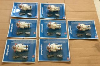 PLAYMOBIL,  LOTE OF 7 ASTRONAUT FIGURE WITH THE BUBBLE DAMAGE,  2016,  MOC. 2