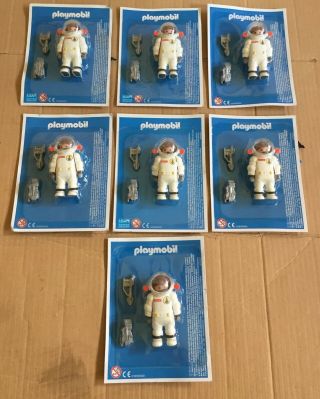 PLAYMOBIL,  LOTE OF 7 ASTRONAUT FIGURE WITH THE BUBBLE DAMAGE,  2016,  MOC. 4