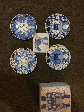 Kaws Holiday Taipei Ceramic Plate Full Set of 4 OriginalFake NYC 2
