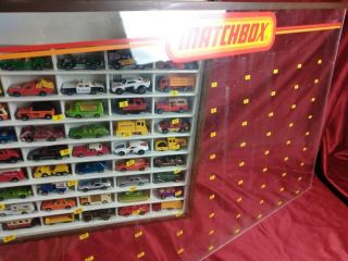 RARE Vintage 1960 ' s Lesney Matchbox Store Display Case With 81 NM,  Vehicles 9