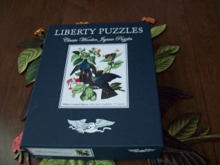 Liberty Wooden Puzzle - White - Crowned Pigeon 3