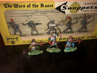Vintage Britains Swoppet Knight Box,  Wars Of The Roses,  Toy Soldiers Uk 3 Extra