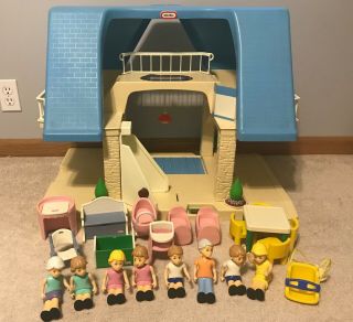 Vintage Little Tikes Blue Roof Doll House Dollhouse W/ 23 Accessories