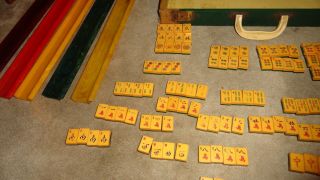Antique Bakelite Mahjong Set Dovetail Dark Green & Butterscotch With Trays Case