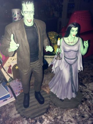 Herman And Lily Munsters Maquette Statues No Boxes