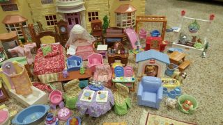 Fisher Price 2005 Vintage Loving Family Grand Mansion Dollhouse W/Accessories 5