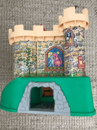 Vintage COMPLETE Fisher Price Little People Castle 993 w/ Box,  Dragon 6