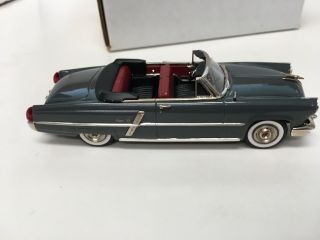 Motor City USA 1953 Lincoln convertible 1/43 scale white metal model car 9