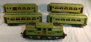 Lionel Trains Prewar Standard Gauge 408e Apple Green & 4 Passenger Cars