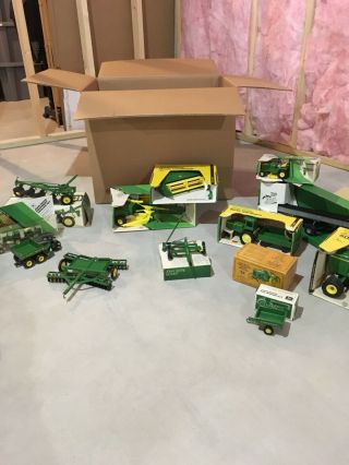 ertl john deere toy tractors with boxes all as a whole. 2