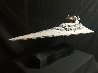 Zvezda Star Wars Imperial Star Destroyer Model 1/2700 - Fully Built,  Lights