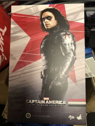Winter Soldier Bucky Hot Toy 1/6