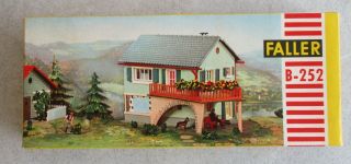 Mib Vintage Faller B - 252 House Plastic Model Kit Scenery For Train Set