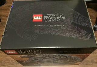 LEGO (75192) Star Wars Millennium Falcon Ultimate Collector Series - 7541 Piece 3
