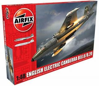 English Electric Canberra Military Plastic Model Kit - 1:48 Scale