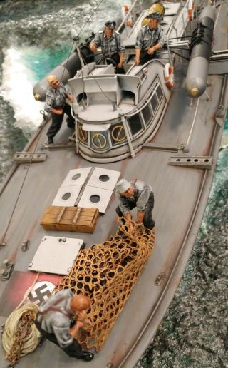 1/35 Award winning Diorama German PT Boat Me110 Mediterranean sea 6