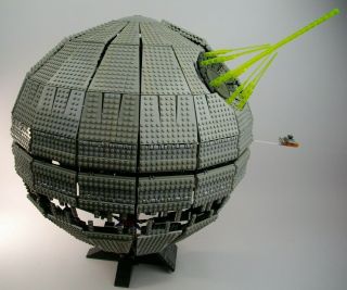 2005 LEGO 10143 Star Wars Death Star II 100 Complete Detailed collectors set 4