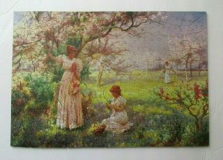 Wentworth 250 Piece Wooden Jigsaw Puzzle Spring Picking Flowers Complete 2