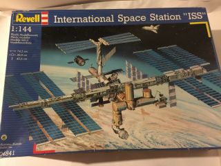 " Revell " Iss - International Space Station - 1:144 - 0 - 4841 Sci - Fi Model