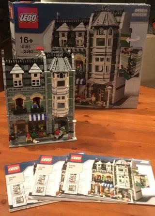 Lego 10185 Creator Green Grocer (and Instructions) 100 Complete