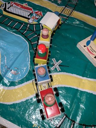 Vintage Fisher - Price Little People Amusement Park With Mat 7