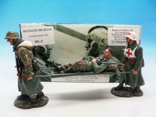 King & Country Battle Of The Bulge German Medics Set Bbg19 1/30