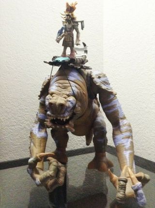 Hasbro Battle Rancor With Felucian Rider And Saddle Target Exclusive Action.