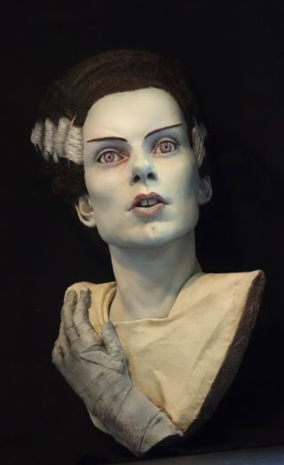 The Bride Of Frankenstein - Life Size Wall Hanger Bust By Blackheart