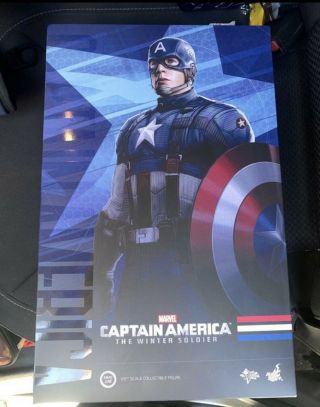 HOT TOYS 1/6 MARVEL CAPTAIN AMERICA MMS240 GOLDEN AGE Winter Soldier 2