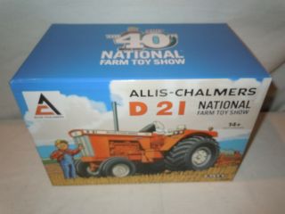 Allis Chalmers D - 21 ORANGE CHROME 2017 National Farm Toy Show Edition 1 of 40 10