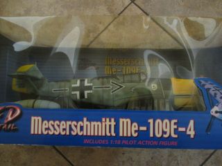 The Ultimate Soldier Messerschmitt Me - 109e - 4 1:18 Scale Adolf Galland