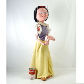 30 " Walt Disney Snow White Store Display Size Pelham Puppet Marionette