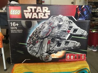 Lego Star Wars Ultimate Millennium Falcon Set 10179