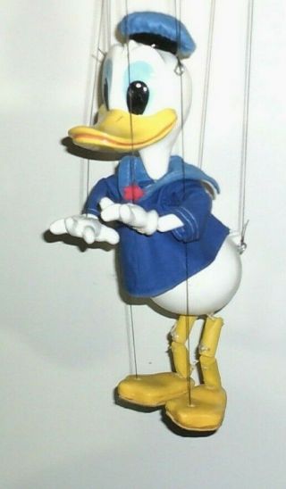 PELHAM PUPPETS RARE DONALD DUCK MARIONETTE W/KNOTTED LEGS S.  E.  OUTFIT 2