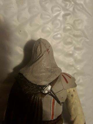 Ezio Neca Assassin ' s Creed Action Figure Ubisoft White Outfit Loose 3