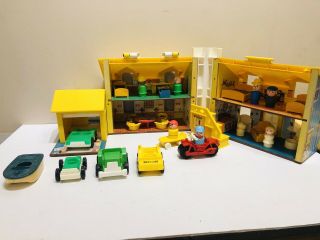 Vintage Fisher Price Little People Play family Yellow House 952 5