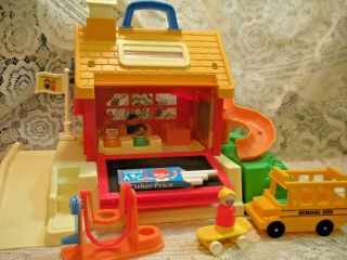 Vintage Fisher Price Little People School House 2550 Complete With Chalk & Bus