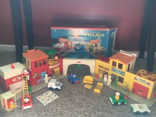 Vintage Fisher Price Little People Play Family Village Complete W/box