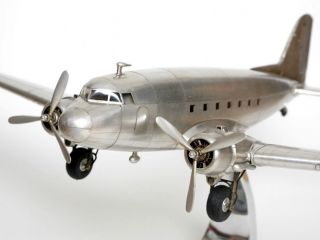 Douglas Dakota Dc - 3 Rosinenbomber Standmodell Flugzeug Modell Aus Vollmetall