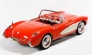 1/6 Highway 61 1957 Corvette Red / Beige 50402 MASSIVE RARE MODEL 2