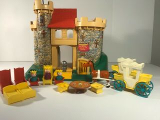 Vintage Fisher Price Little People Castle 993 With Accessories